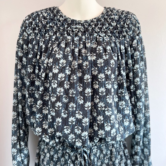 Michael Michael Kors Floral Long Sleeve Mini Dress in Blue • M - Picture 5 of 9